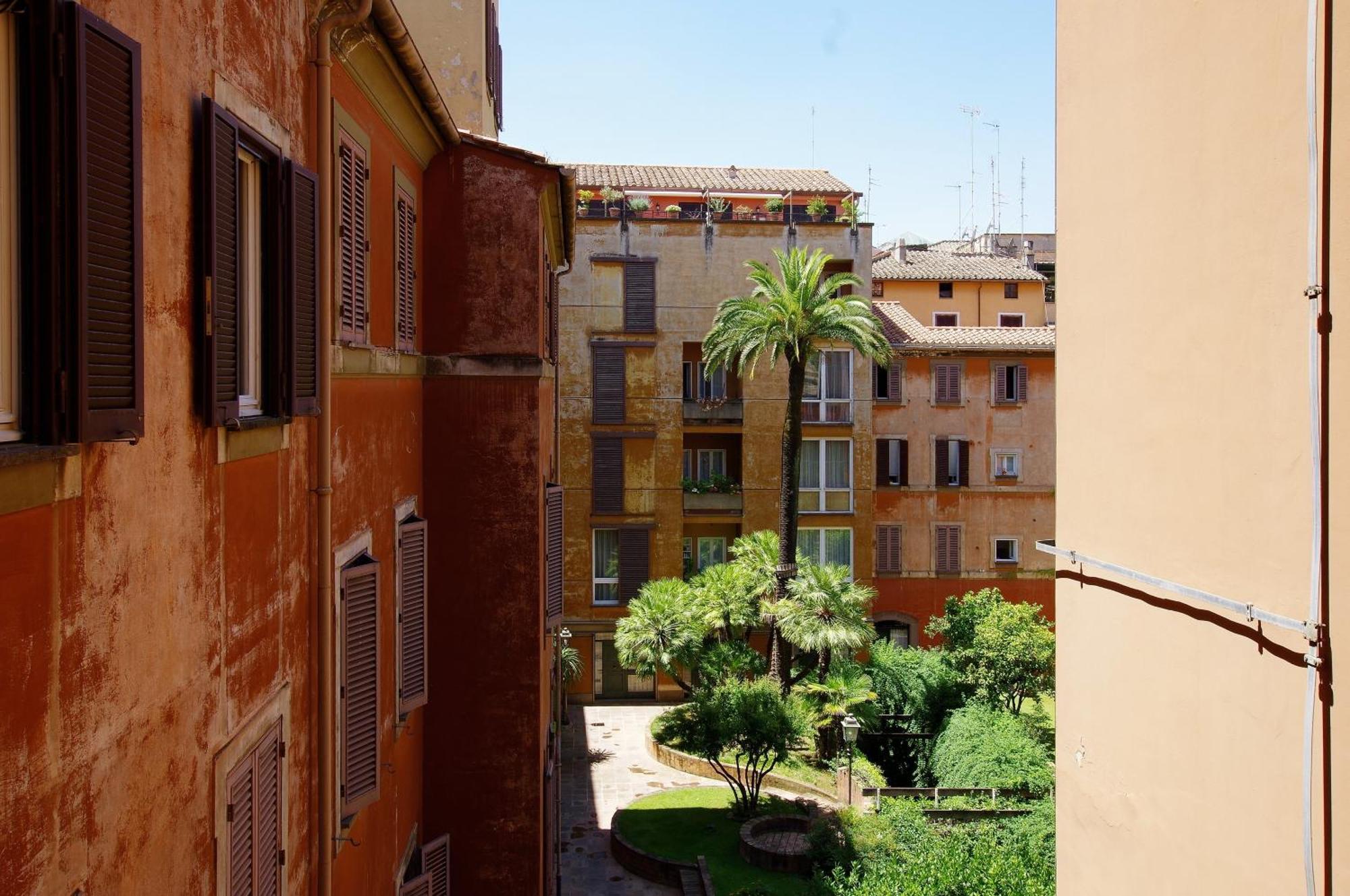 Roberta Apartment Fontana Di Trevi, Rome